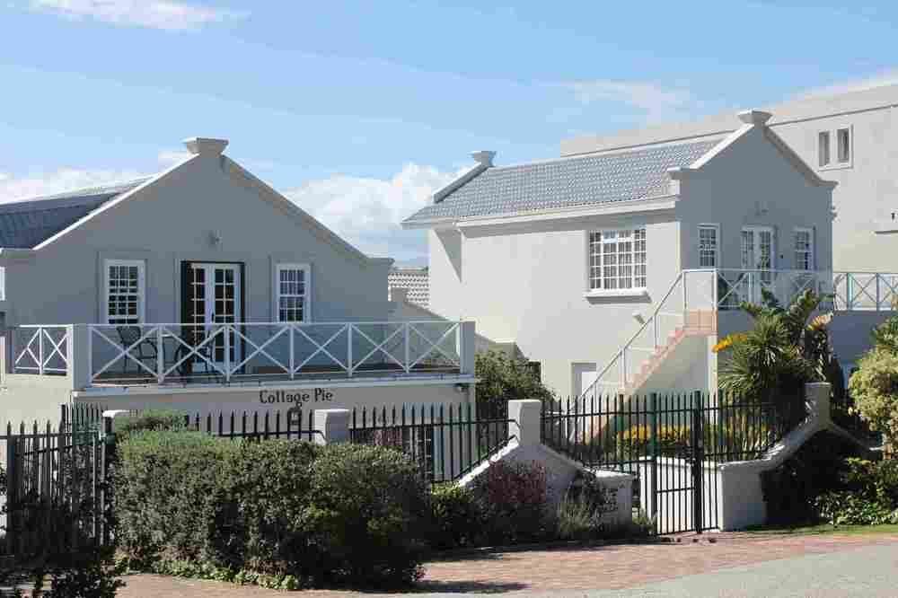Redbourne Country Lodge - Lion Roars Hotels & Lodges Plettenberg Bay Exterior photo